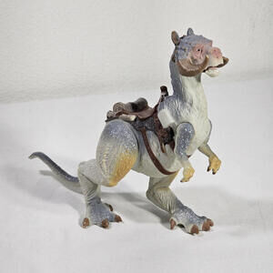 Vintage Star Wars Tauntaun With Moving Arms Legs and Head Action 2003 LFL Hasbro